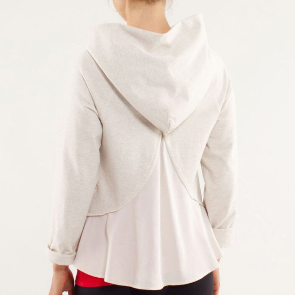 Lululemon Pull Me Over Hoodie Heathered Polar Cream / Polar Cream size 10 - Picture 2 of 6